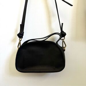 Madewell Sydney Zip Top Crossbody Bag